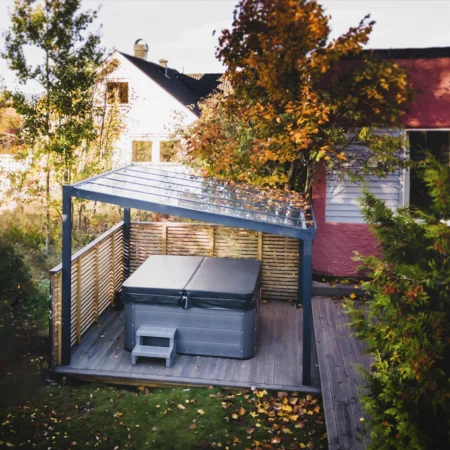 Pergola eller terrassetak over boblebad