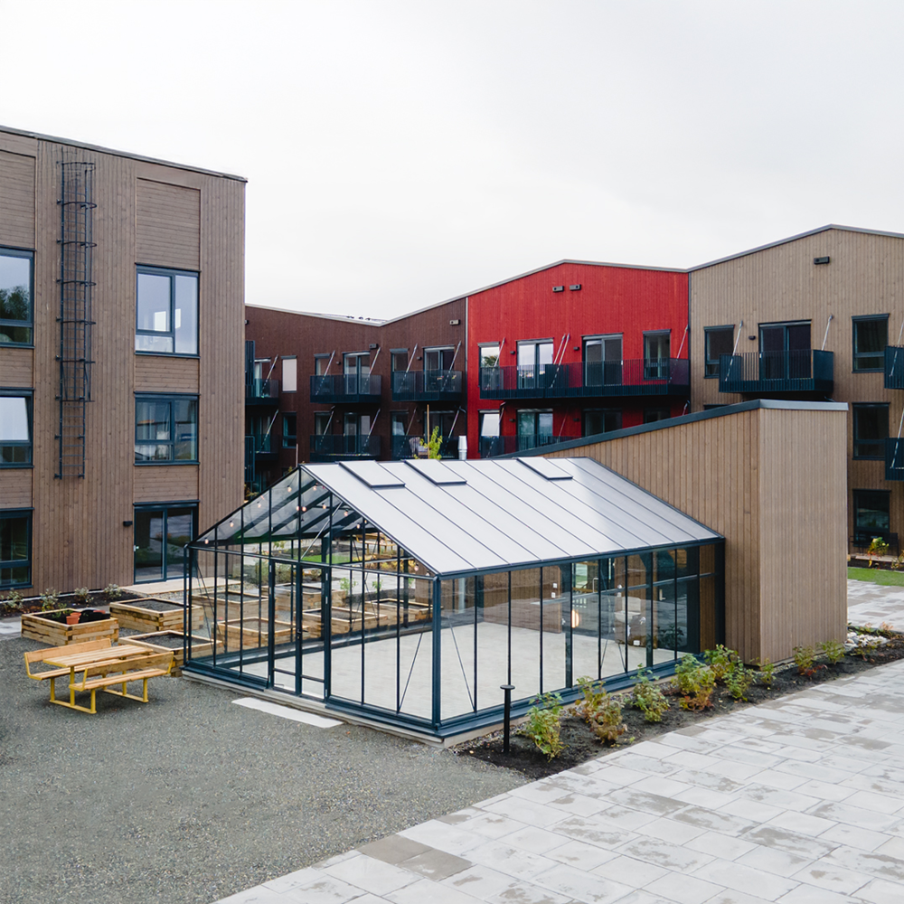 Drivhus for barnehage eller skole – MASTER-drivhus fra Uteluksus